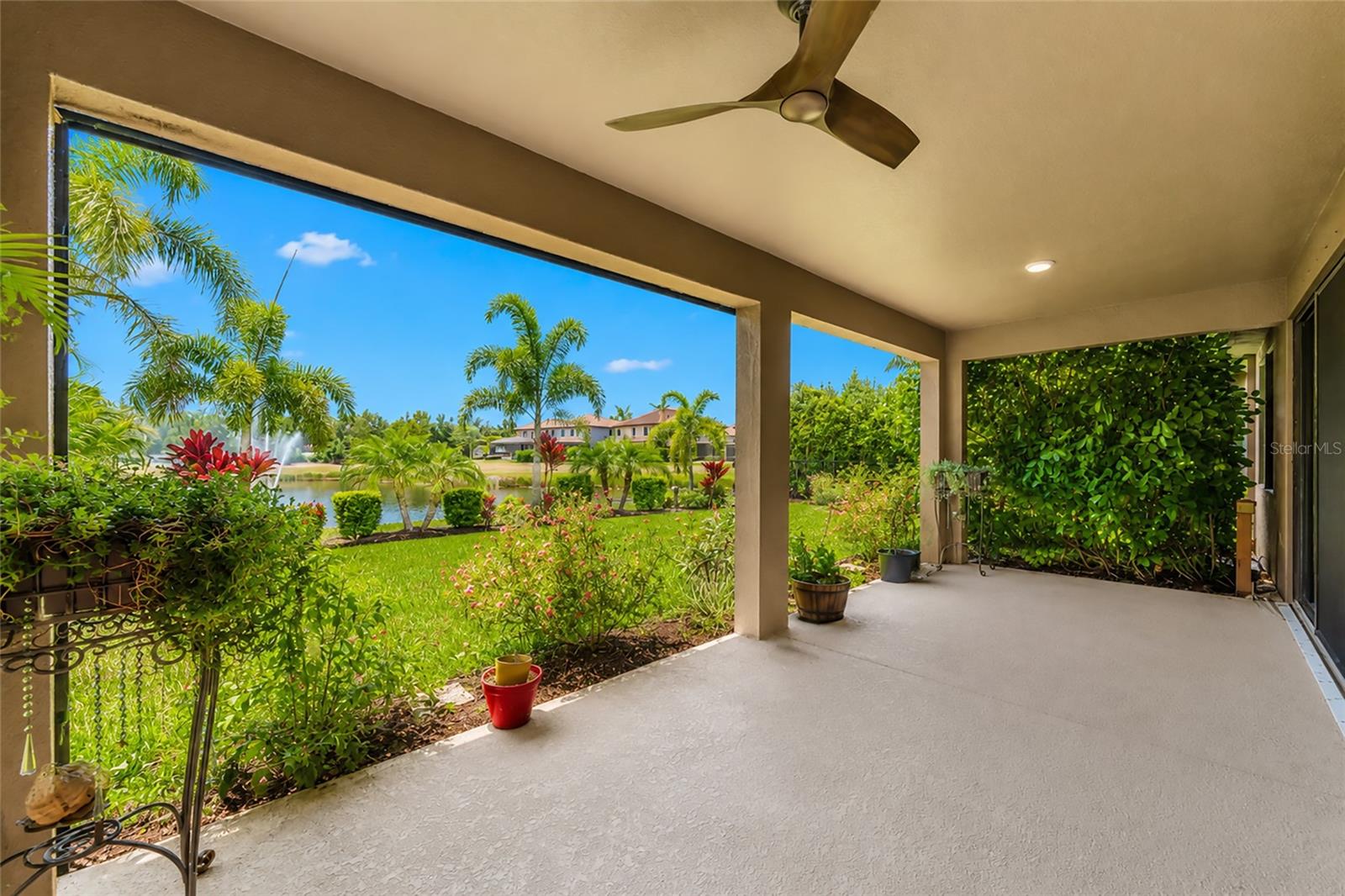 ASHTON PALMS - Residential