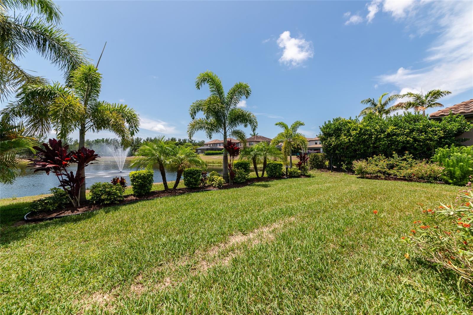 ASHTON PALMS - Residential