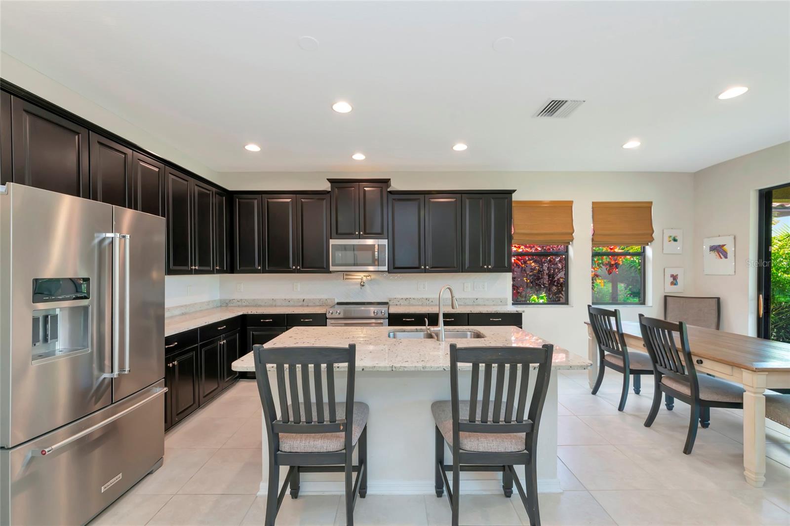 ASHTON PALMS - Residential