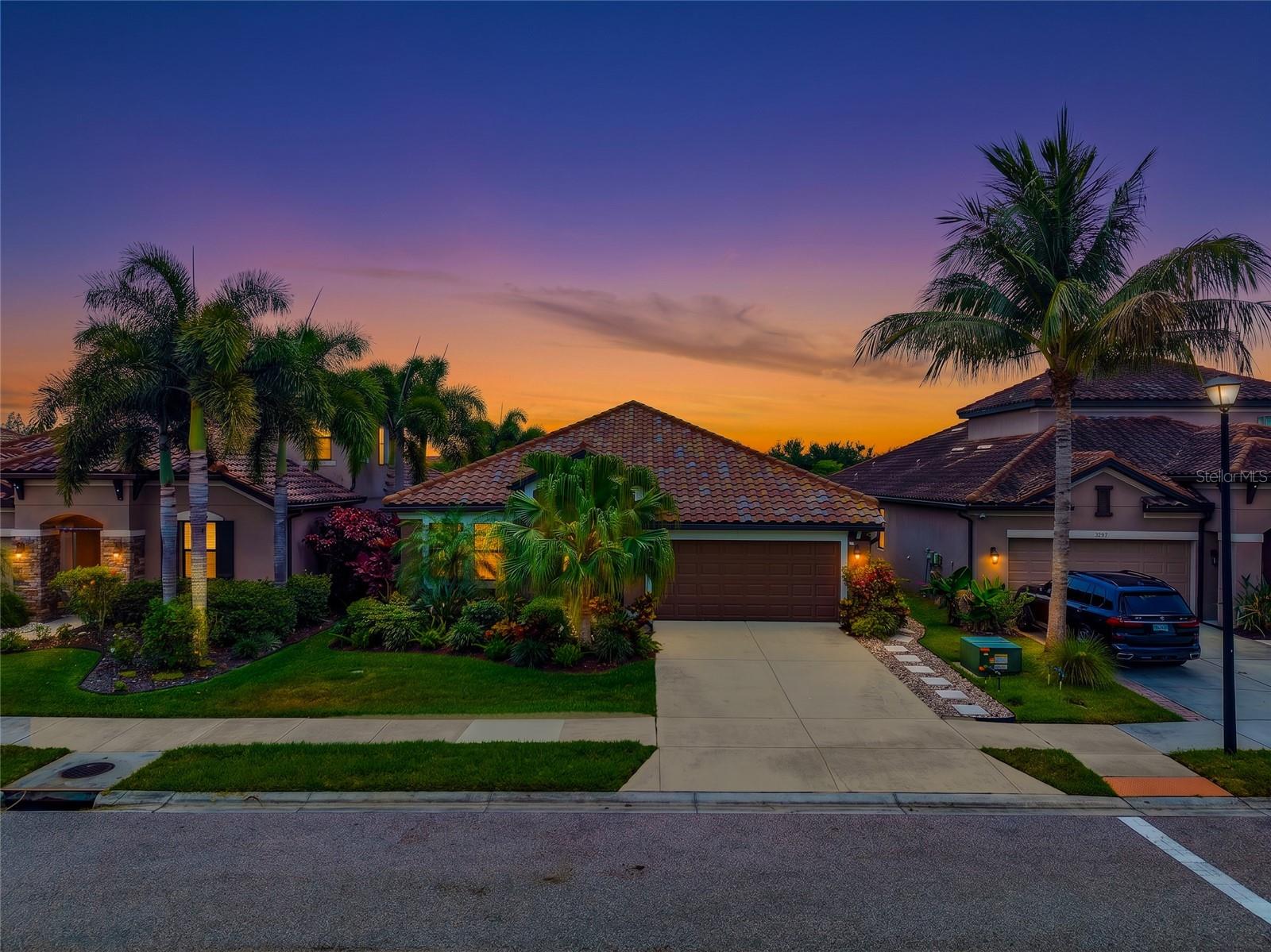 ASHTON PALMS - Residential