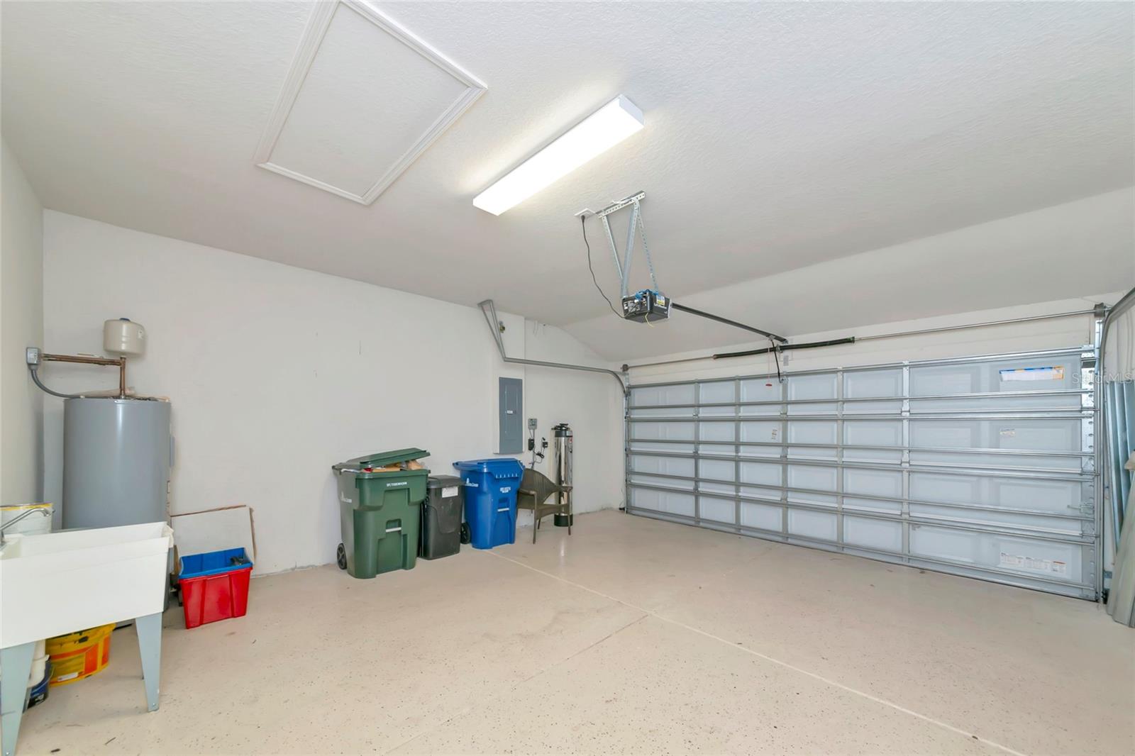 ASHTON PALMS - Residential