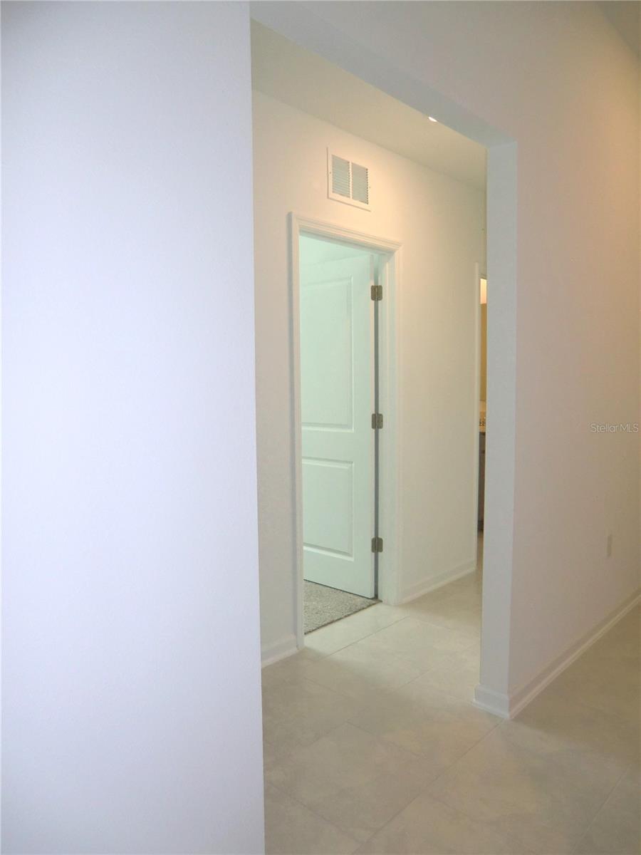 CASCADES PHASES 1A AND 1B PB 193 PG 37-52 BLK 52 L - Residential Lease