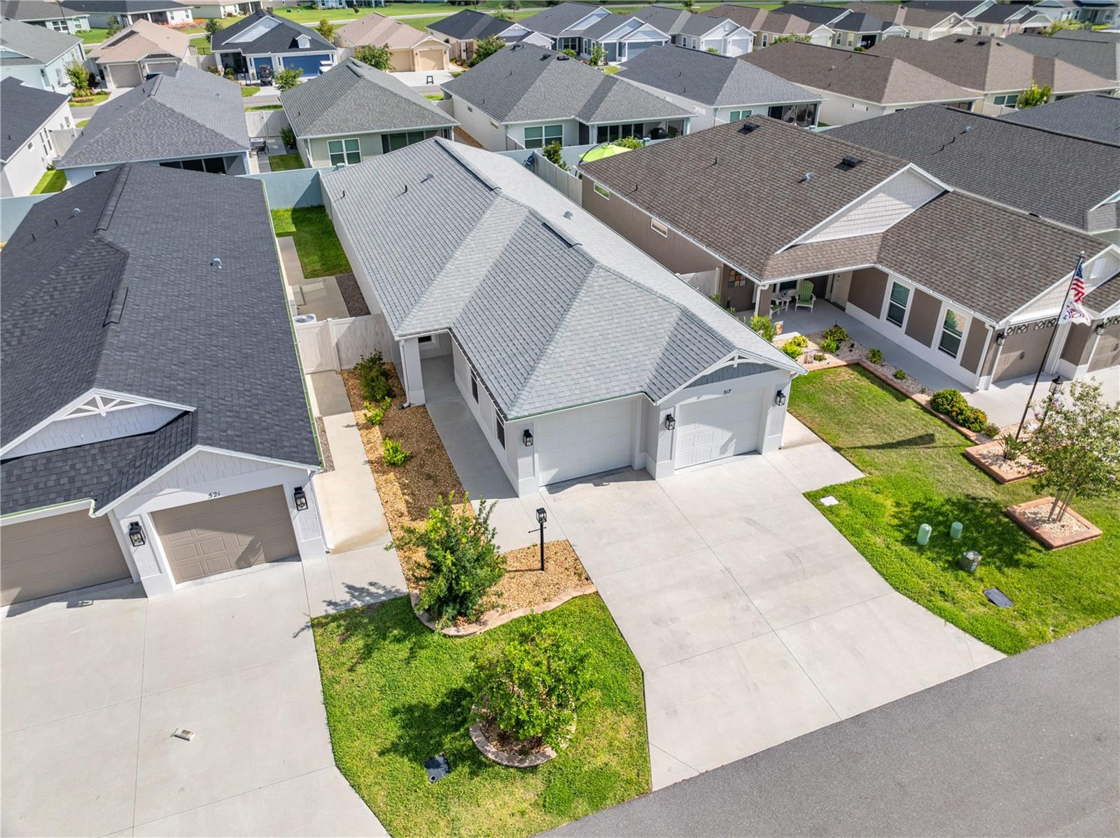 517 LAMINGTON LANE