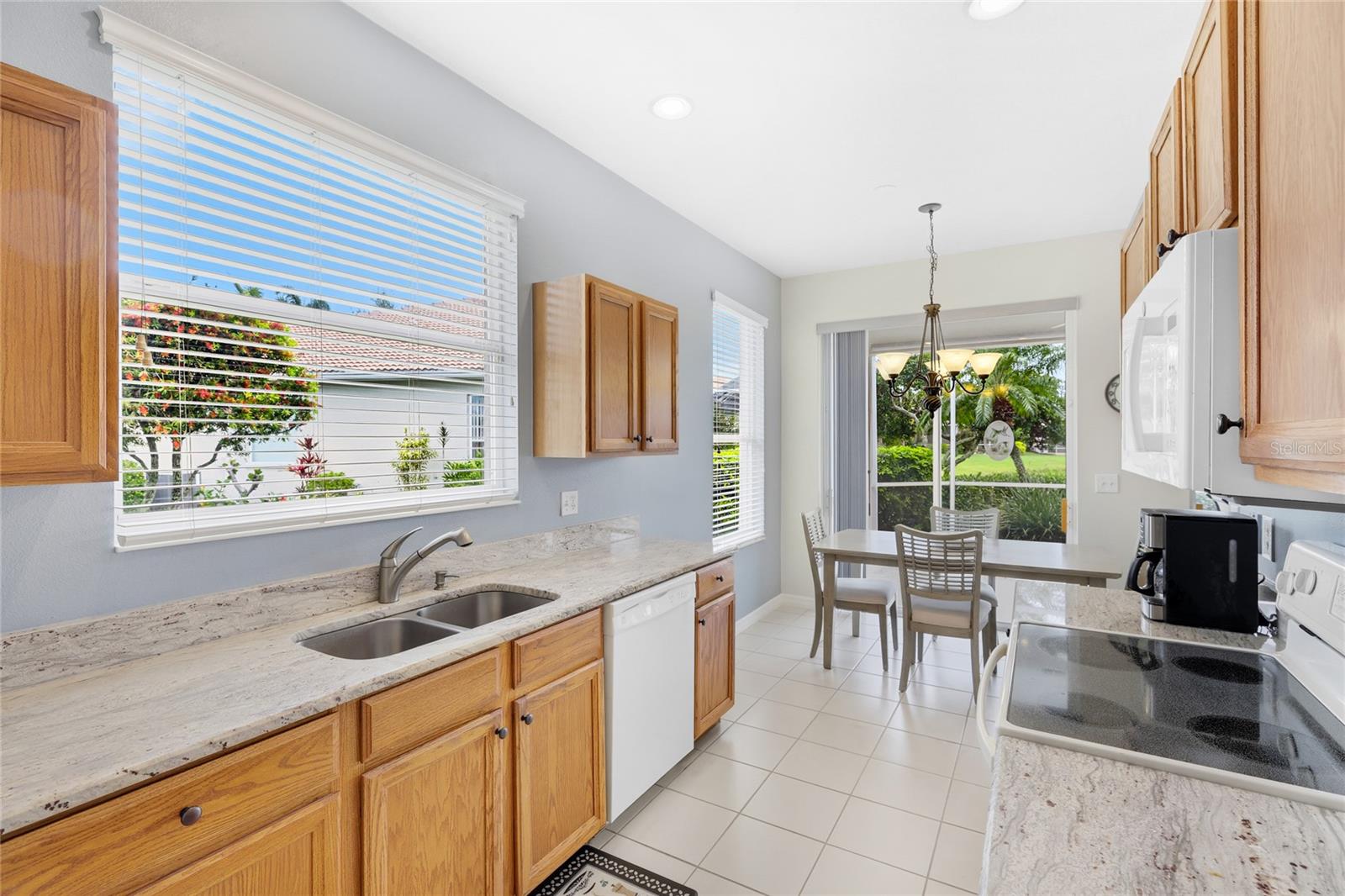 LAKERIDGE FALLS - Residential