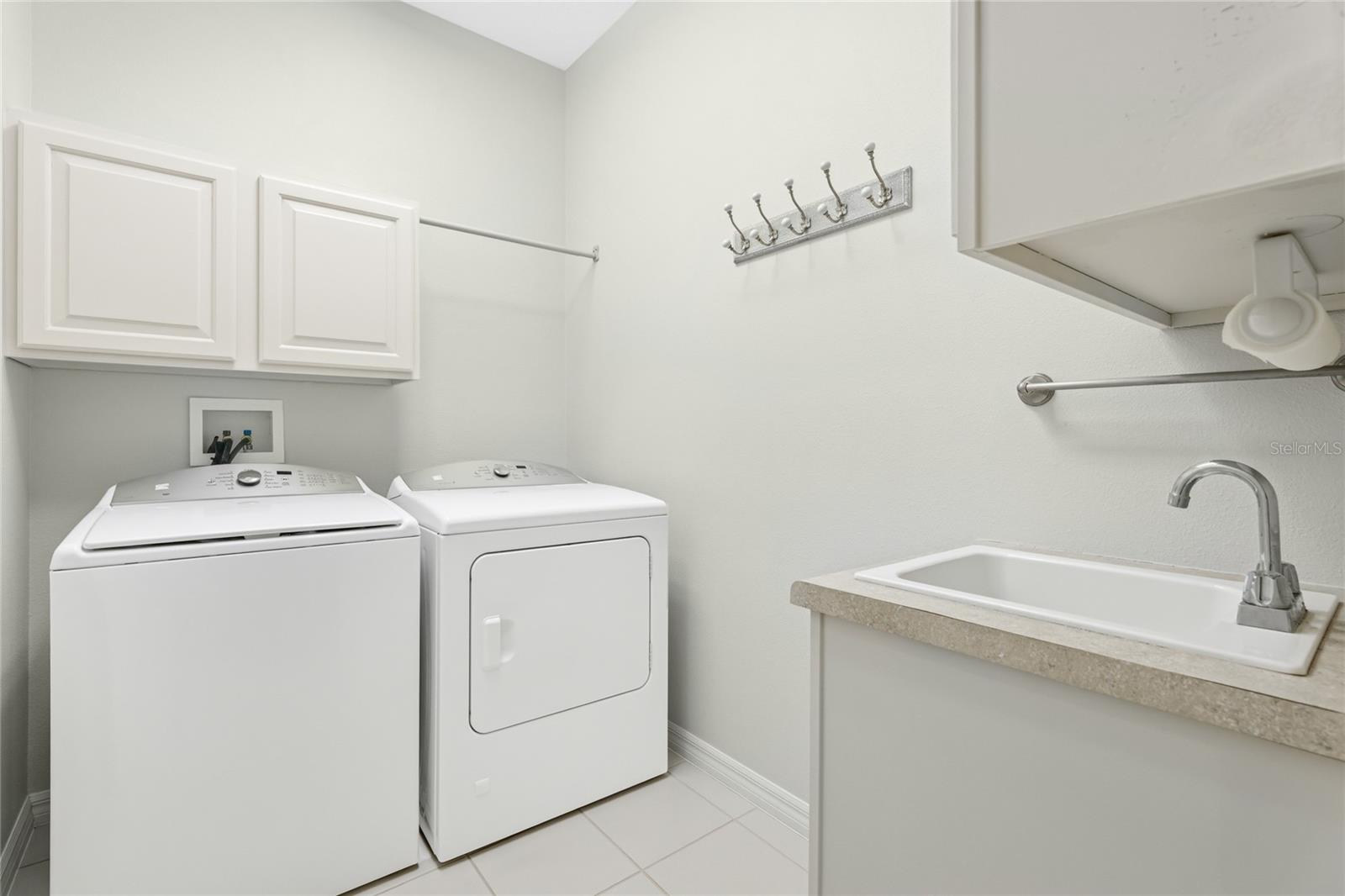 LAKERIDGE FALLS - Residential