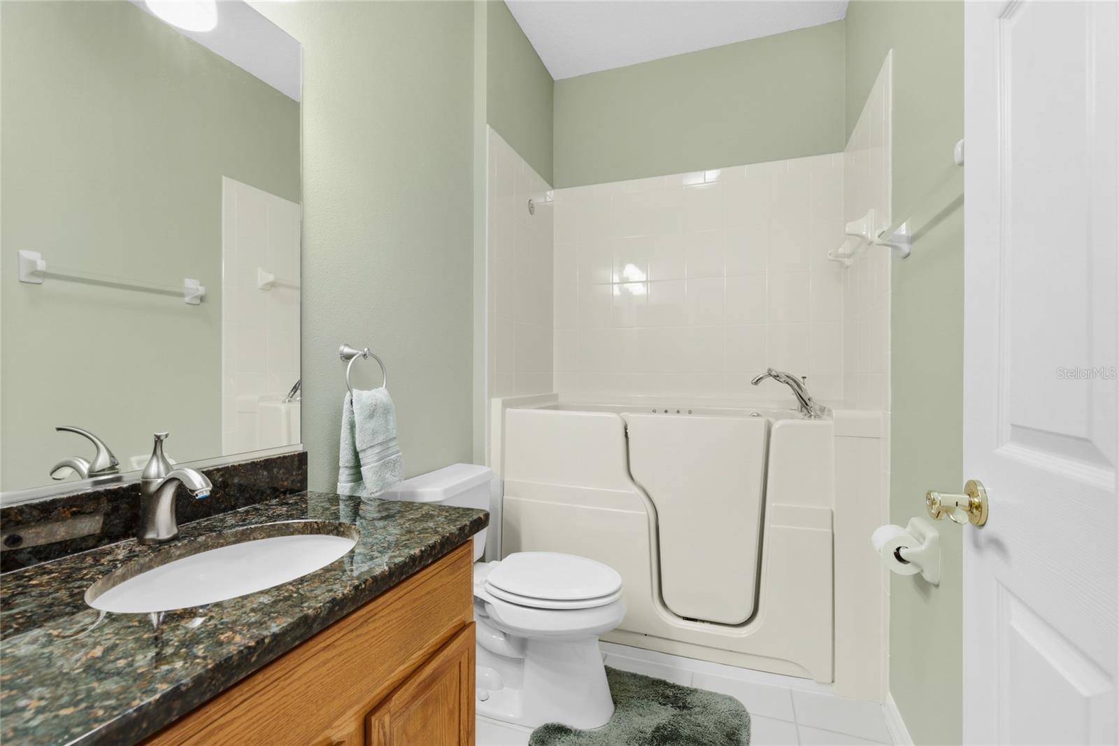 LAKERIDGE FALLS - Residential