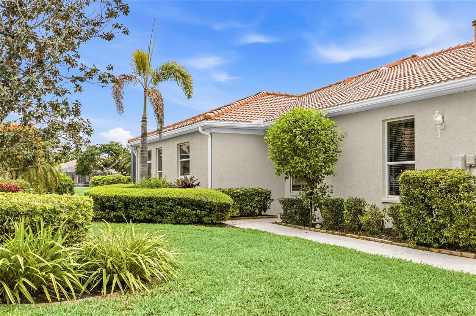 LAKERIDGE FALLS - Residential