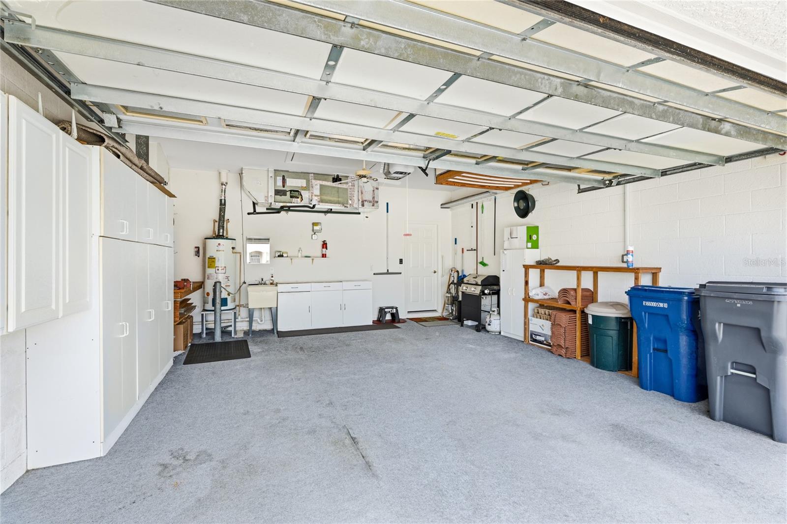 LAKERIDGE FALLS - Residential