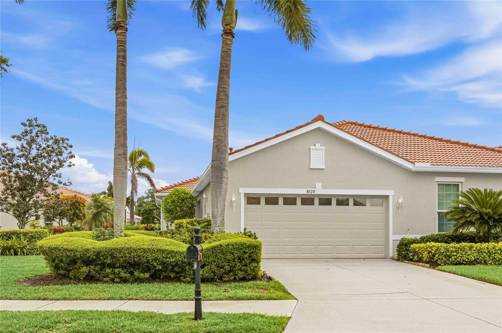 LAKERIDGE FALLS - Residential