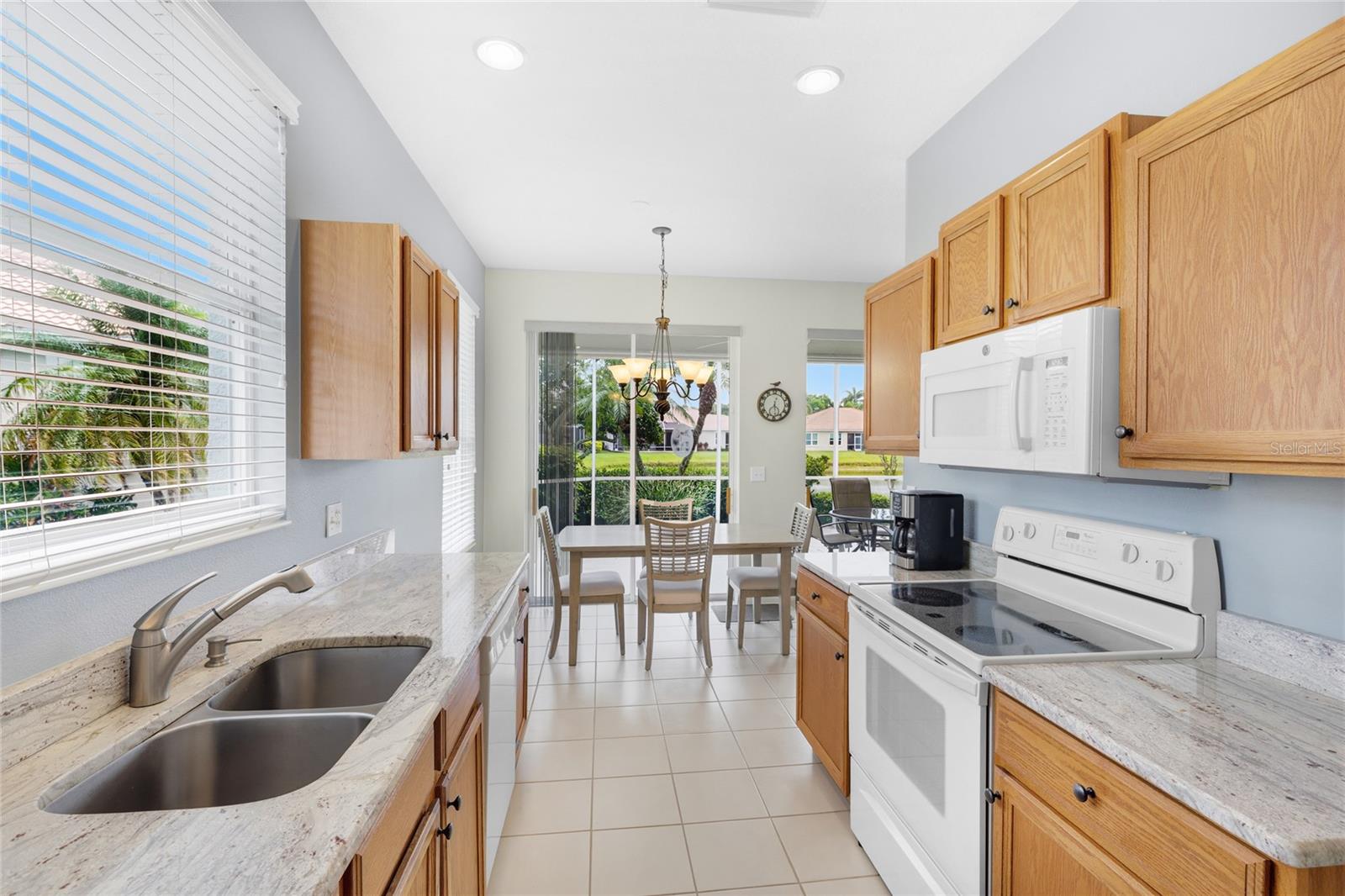 LAKERIDGE FALLS - Residential