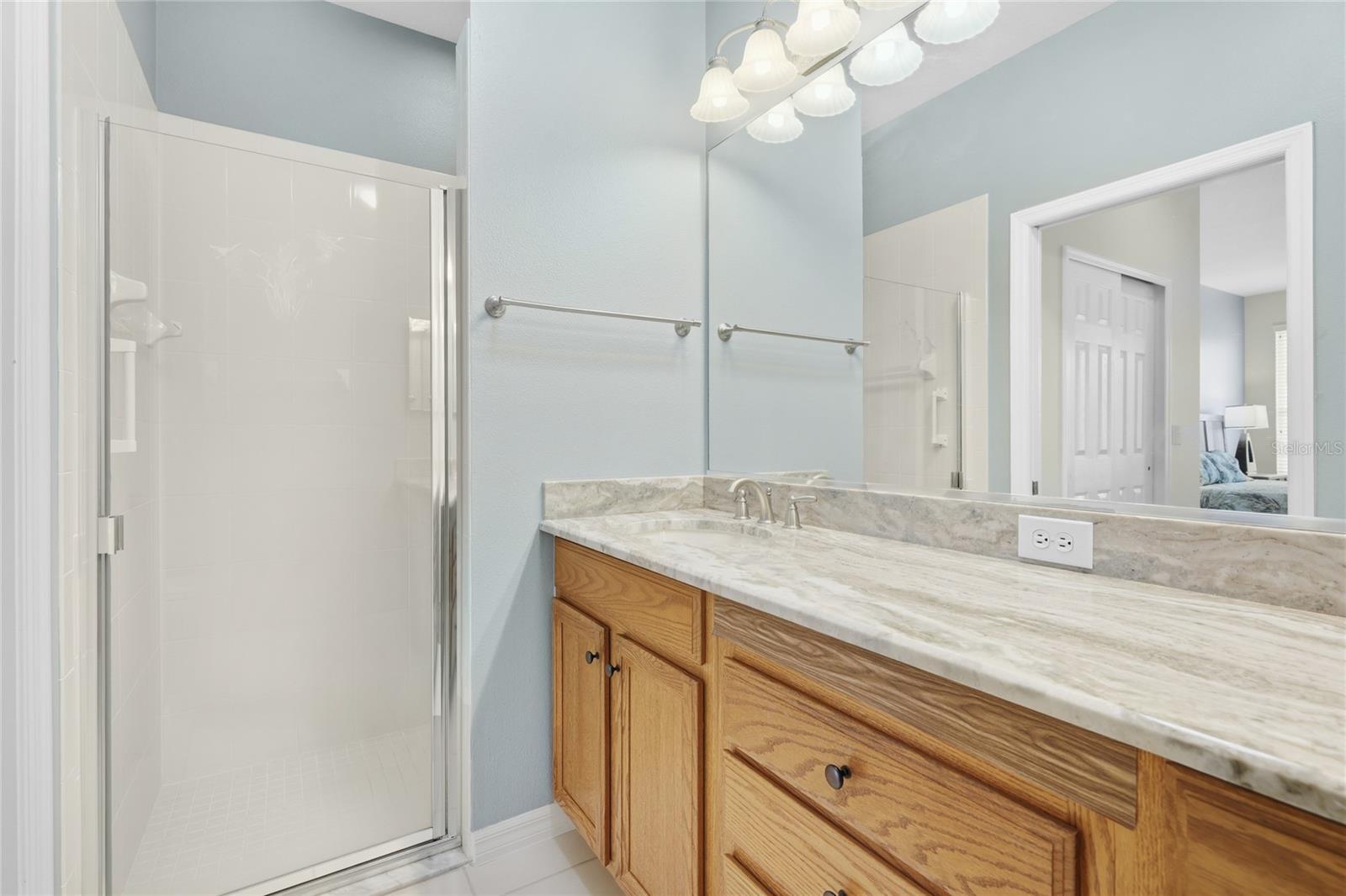 LAKERIDGE FALLS - Residential