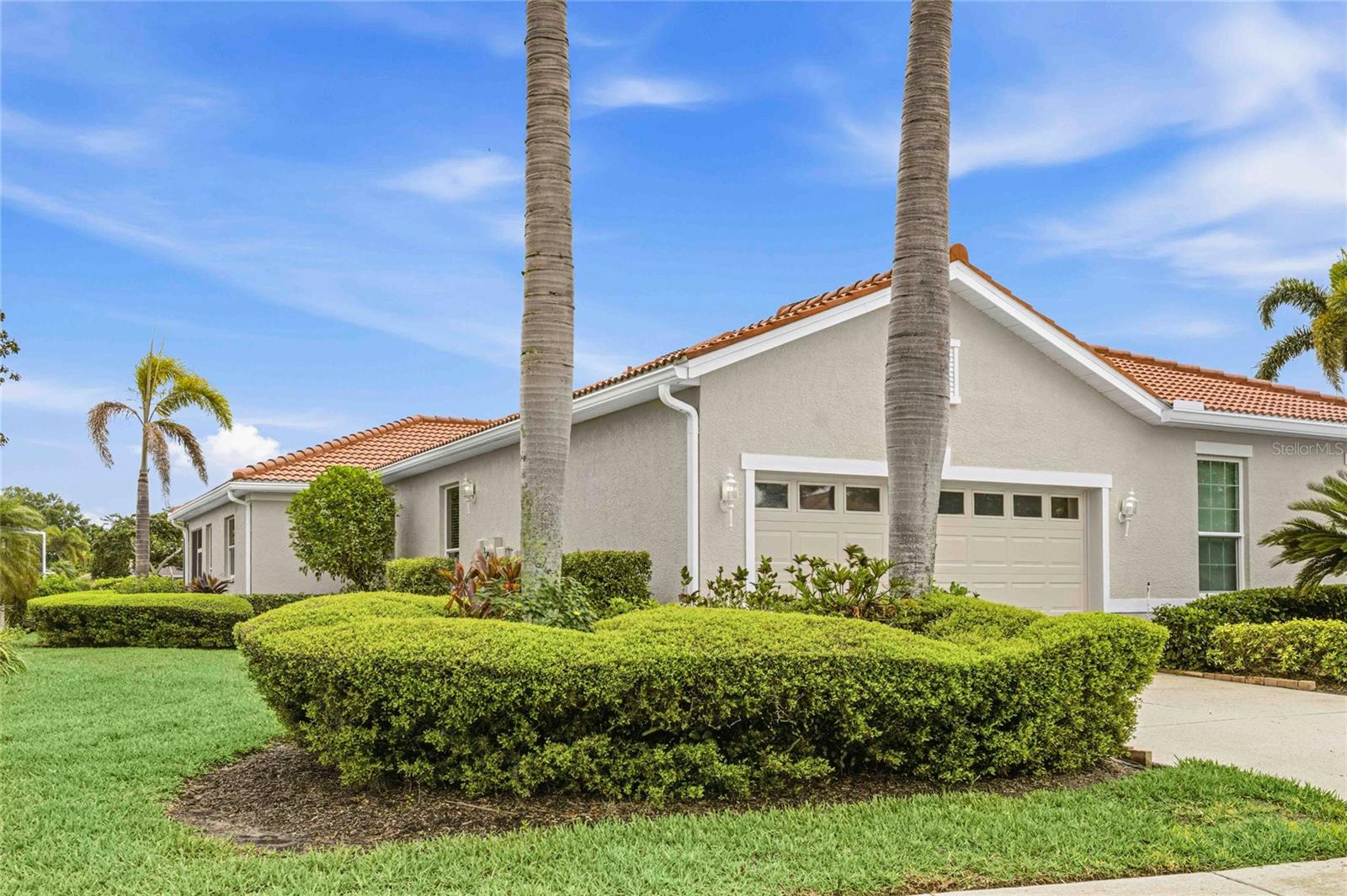 LAKERIDGE FALLS - Residential