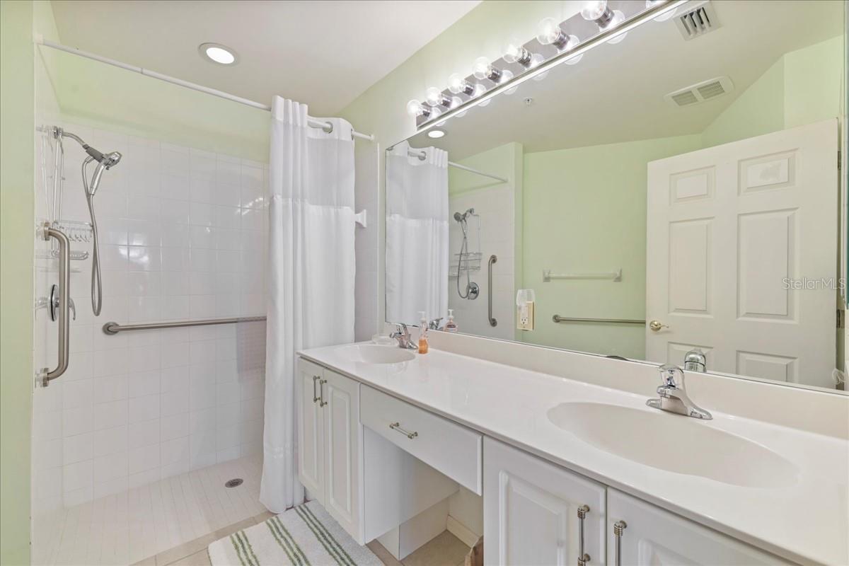 GOLFVIEW AT SUMMERWIND - Residential