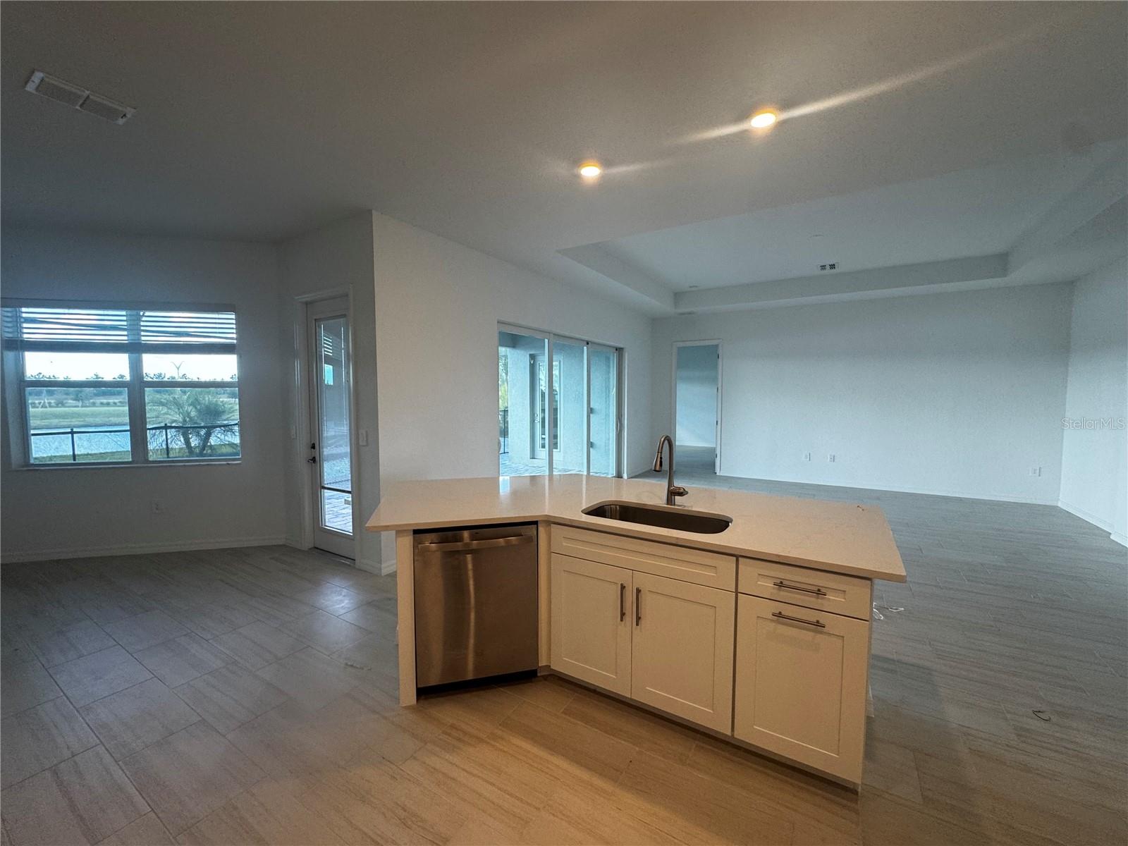 CALUSA COUNTRY CLUB - Residential