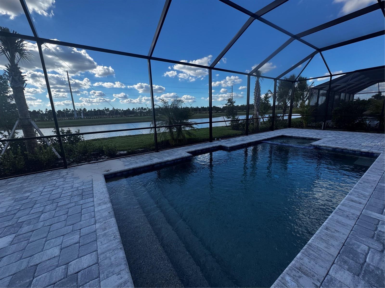 CALUSA COUNTRY CLUB - Residential
