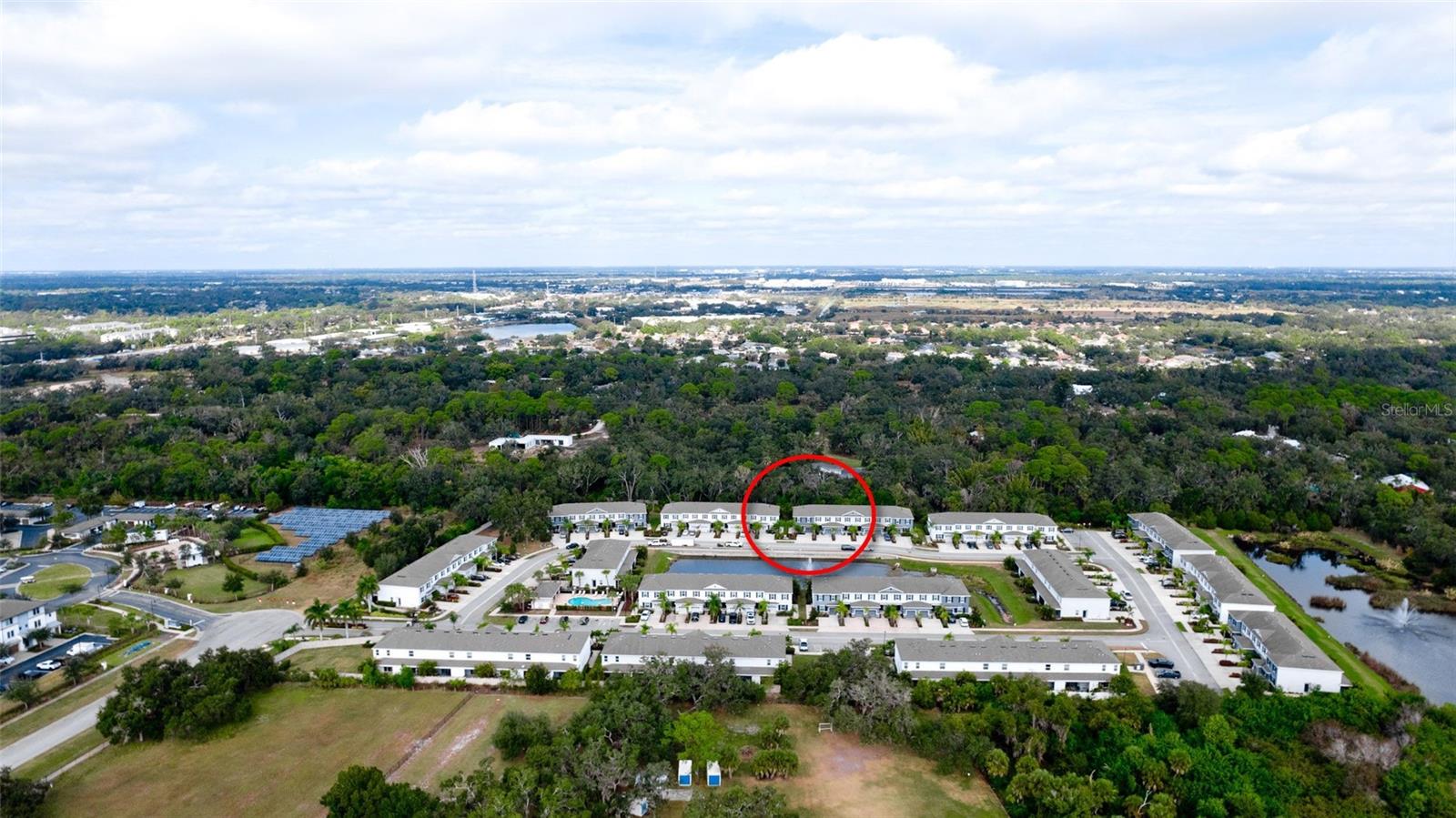 BAYTOWN SQUARE - Residential