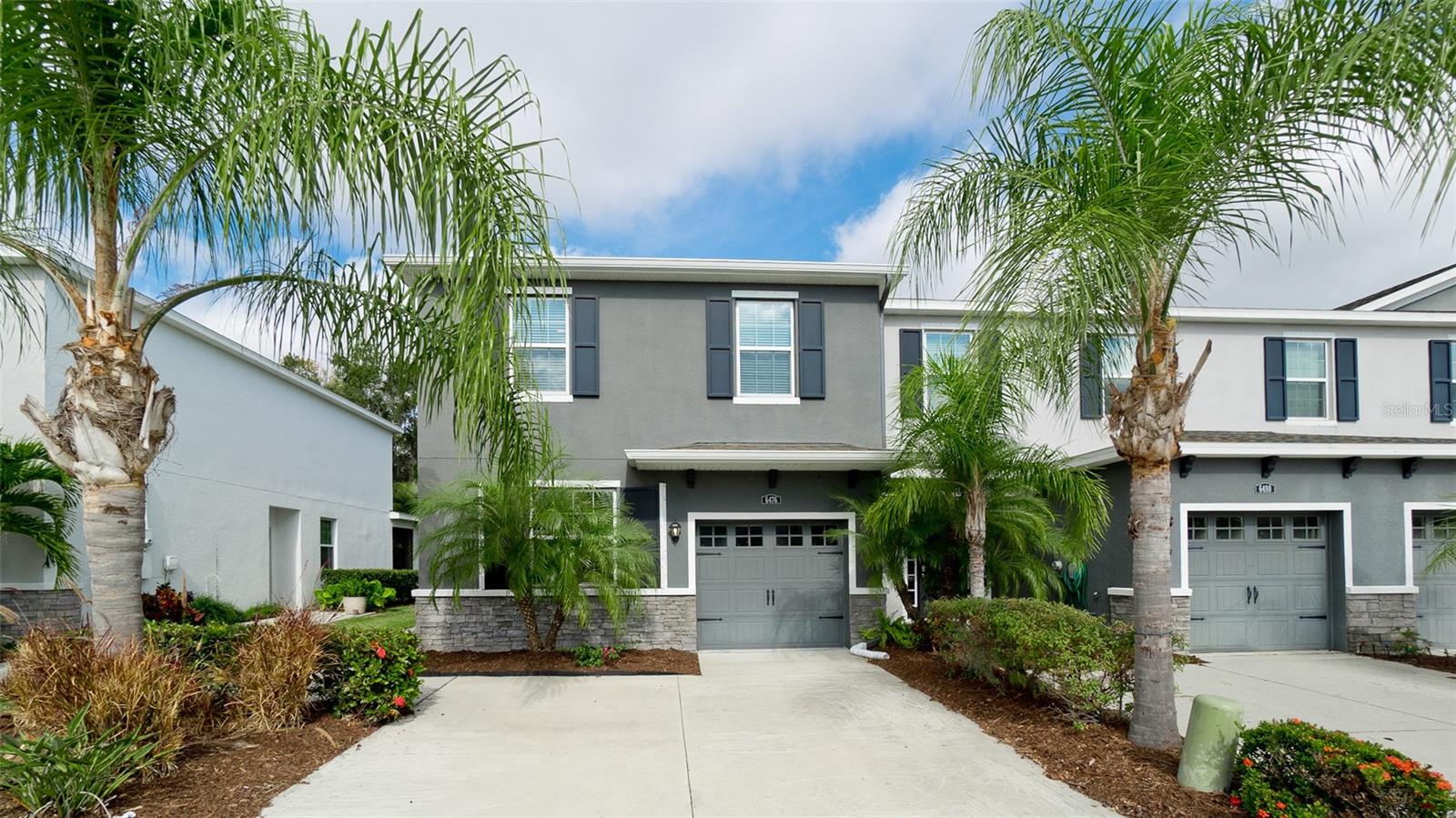 BAYTOWN SQUARE - Residential