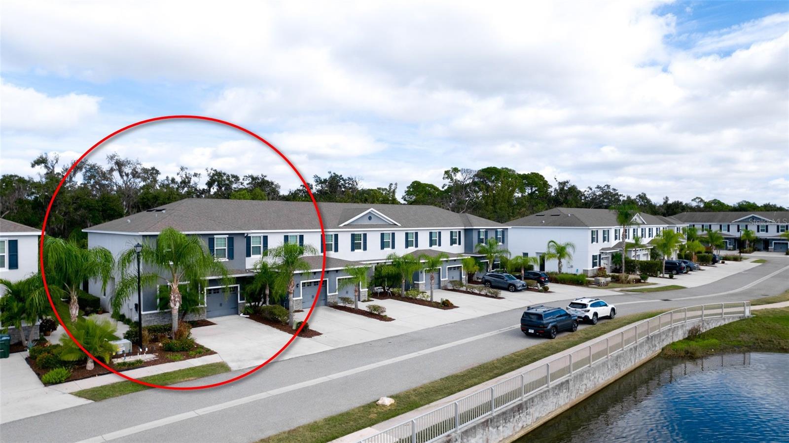 BAYTOWN SQUARE - Residential