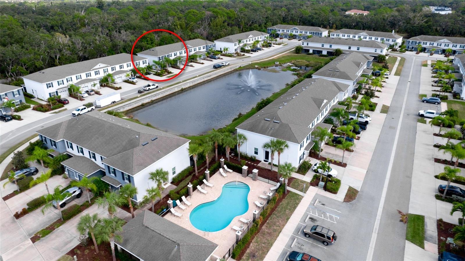 BAYTOWN SQUARE - Residential