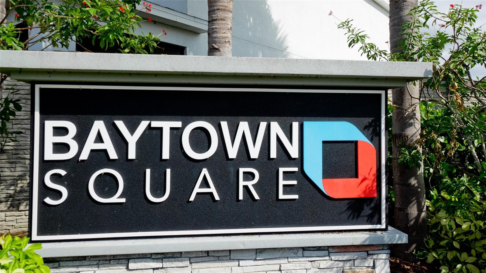 BAYTOWN SQUARE - Residential