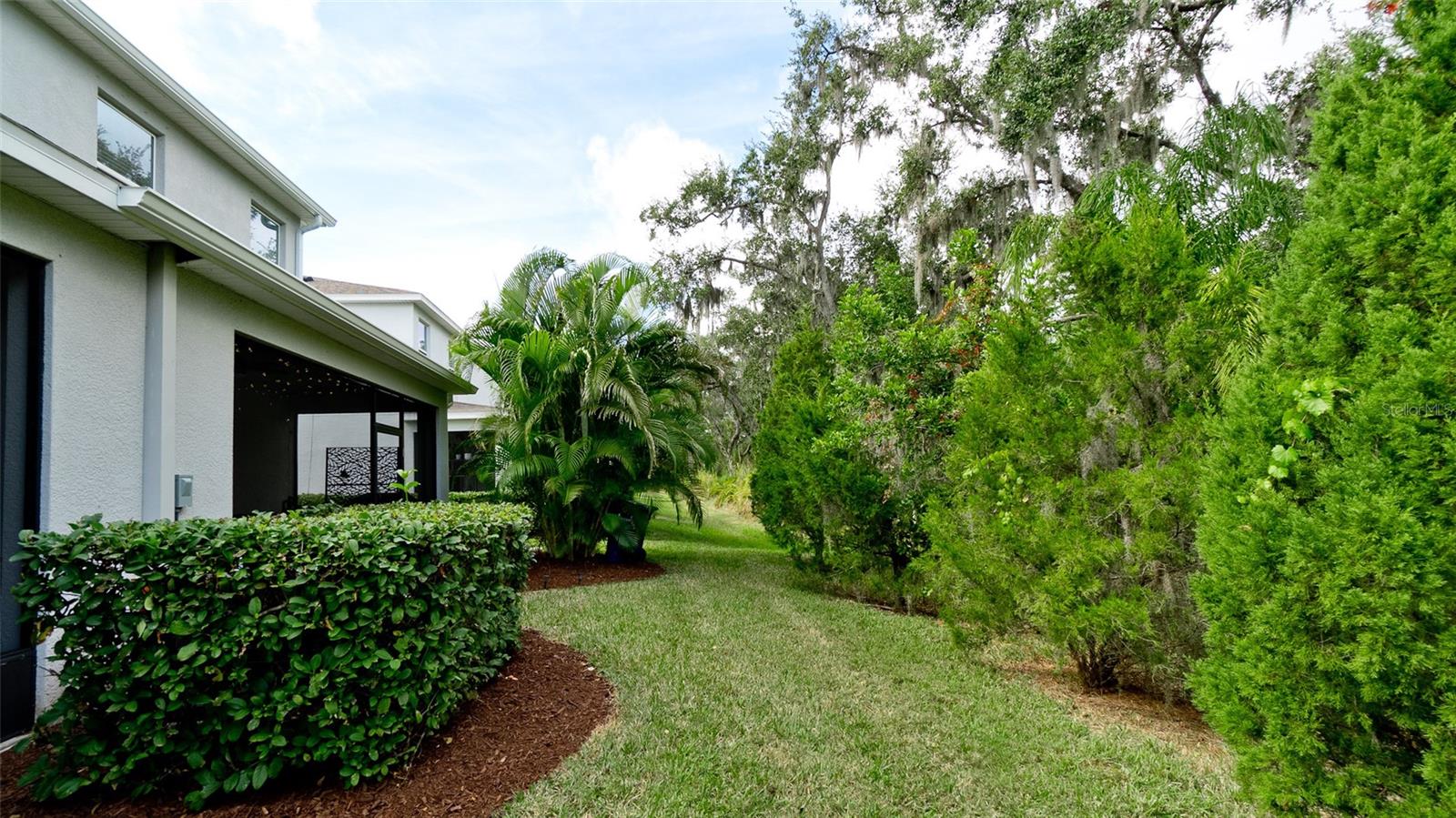 BAYTOWN SQUARE - Residential