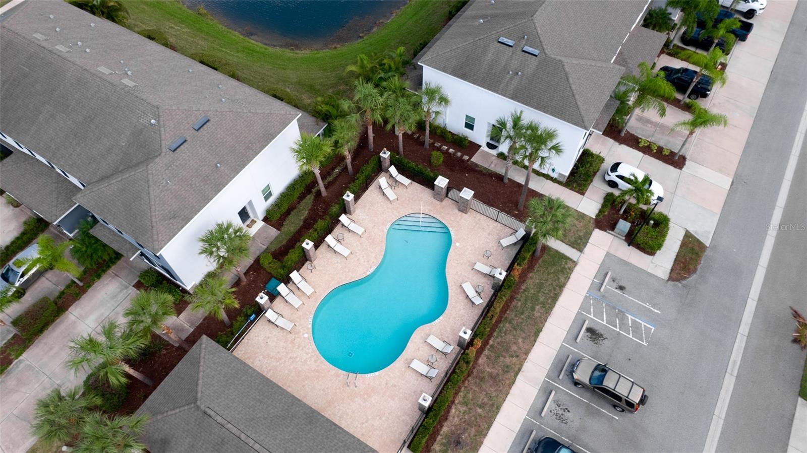 BAYTOWN SQUARE - Residential