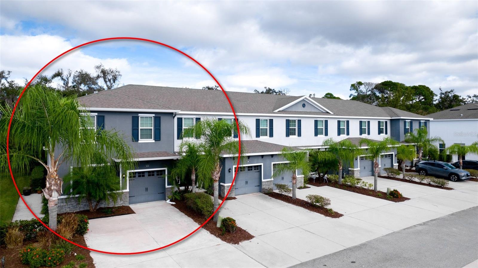 BAYTOWN SQUARE - Residential