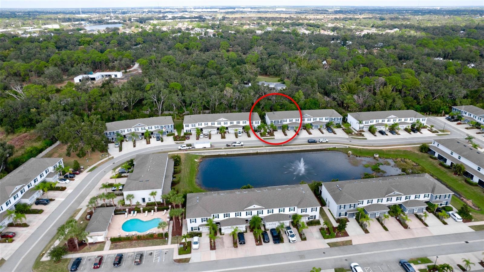 BAYTOWN SQUARE - Residential