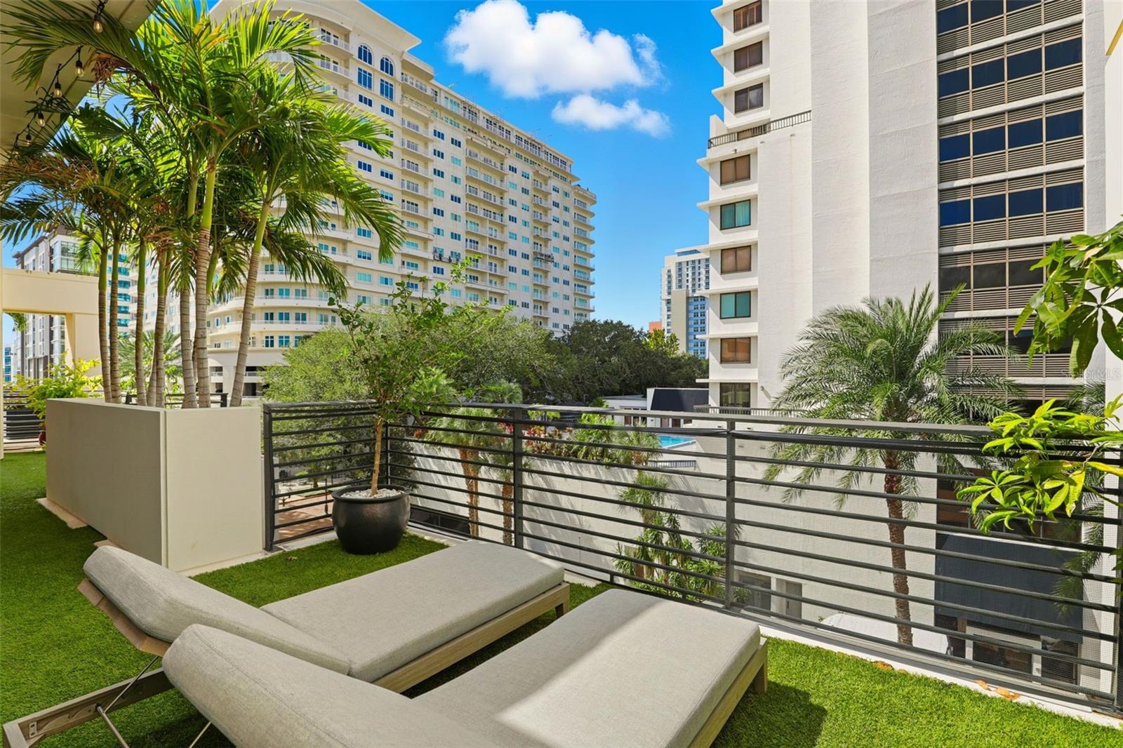 EOLA SOUTH - Residential