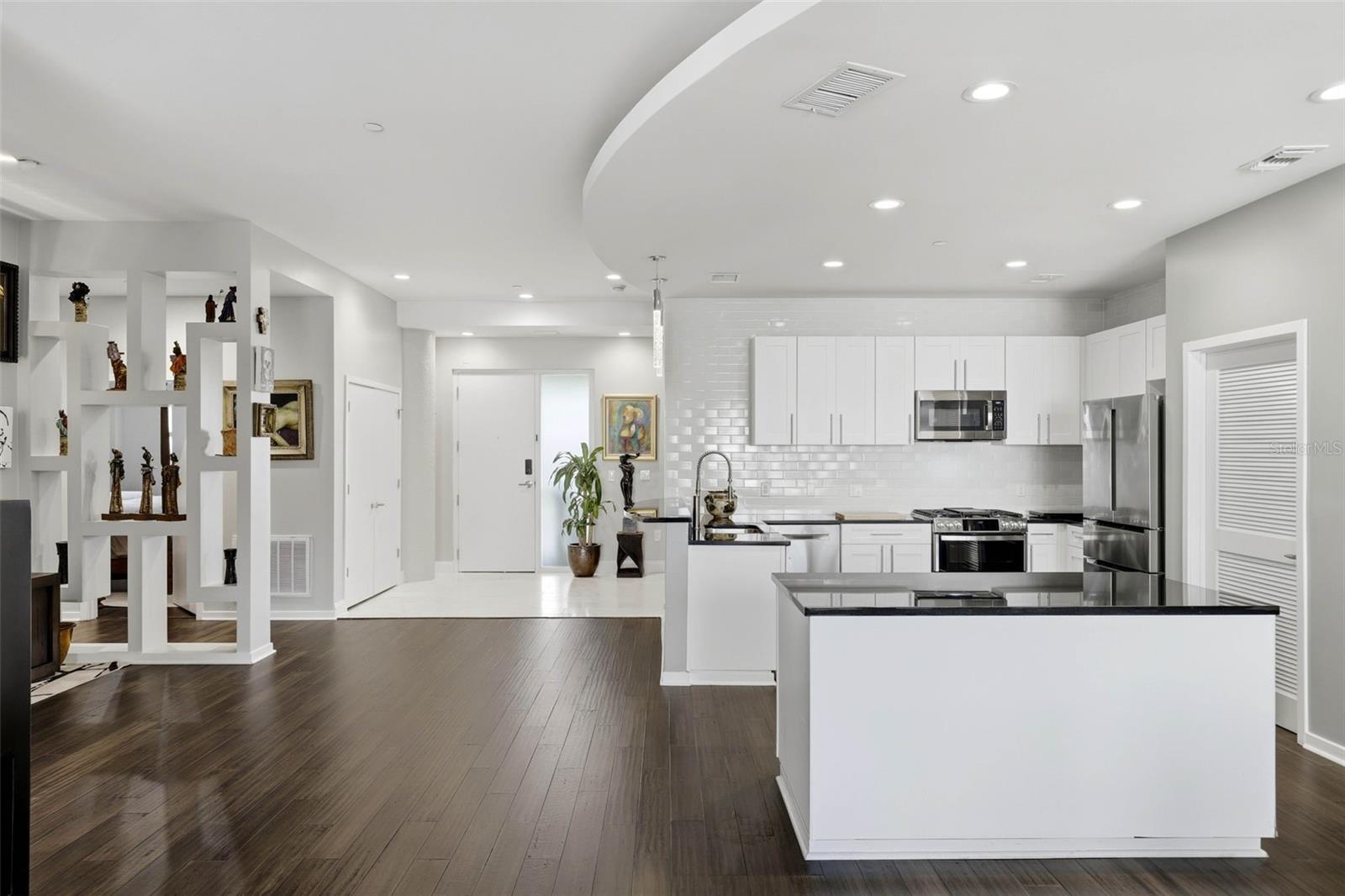 EOLA SOUTH - Residential