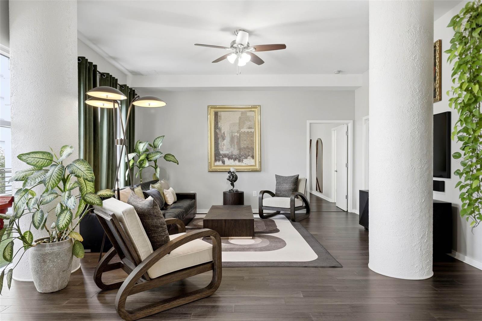 EOLA SOUTH - Residential