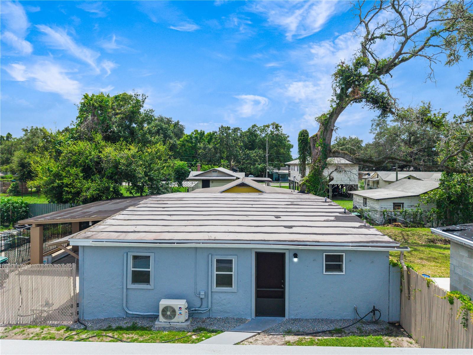 910 18TH STREET