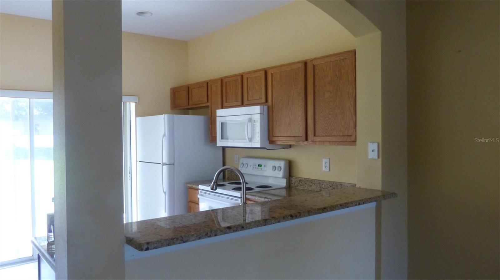 KINGS LAKE TWNHMS - Residential Lease