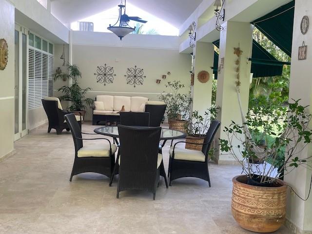 URB. LADERAS DE SAN JUAN. BARRIO CAIMITO, SAN JUAN - Residential