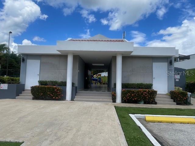 URB. LADERAS DE SAN JUAN. BARRIO CAIMITO, SAN JUAN - Residential