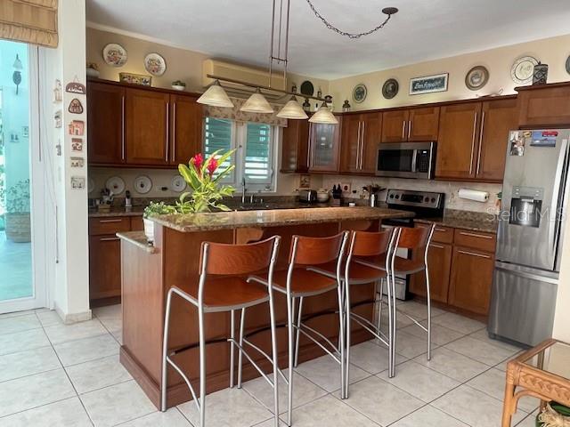 URB. LADERAS DE SAN JUAN. BARRIO CAIMITO, SAN JUAN - Residential