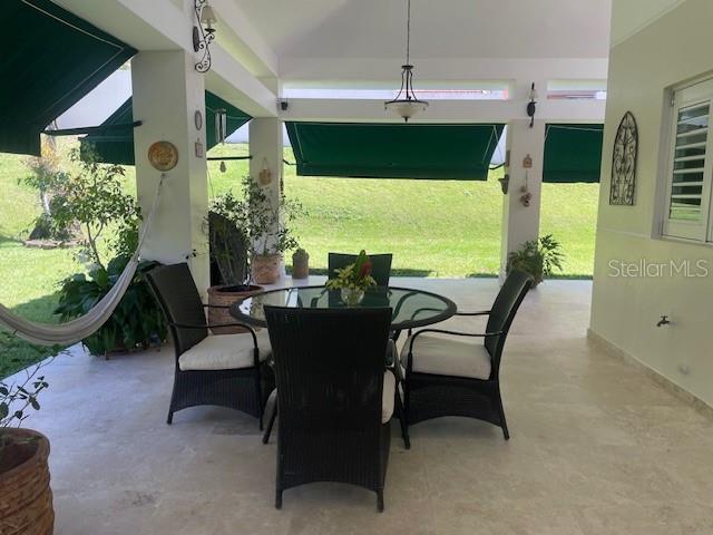 URB. LADERAS DE SAN JUAN. BARRIO CAIMITO, SAN JUAN - Residential