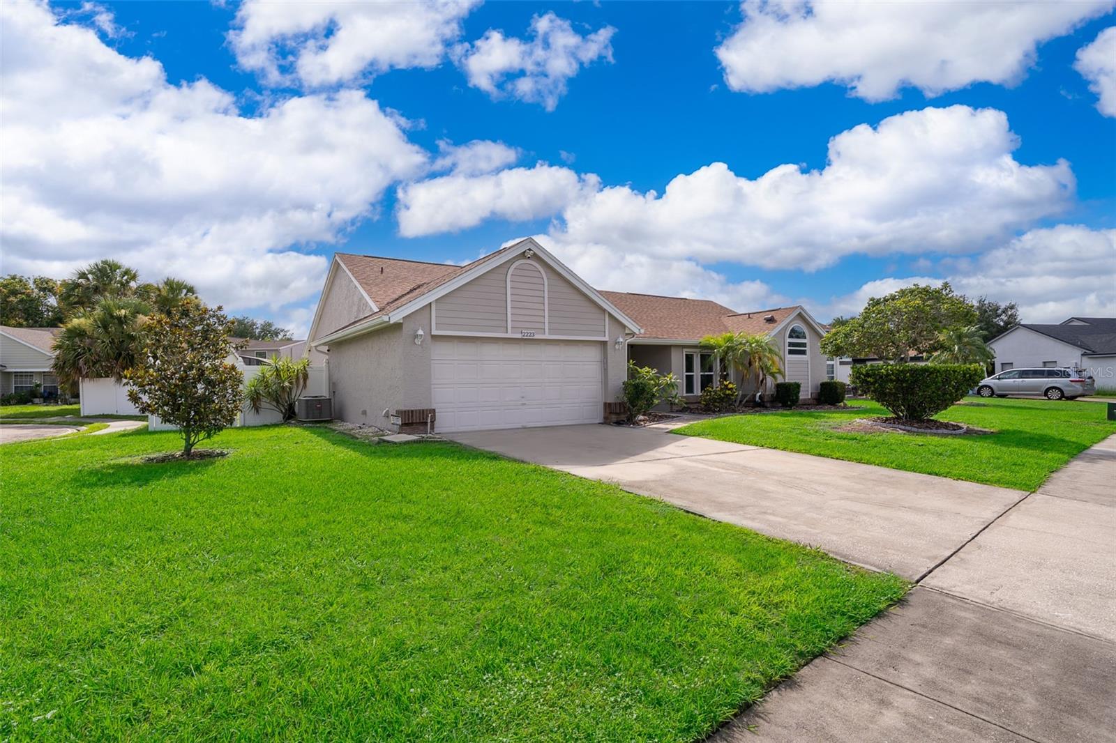 2223 FAIRMONT CIRCLE