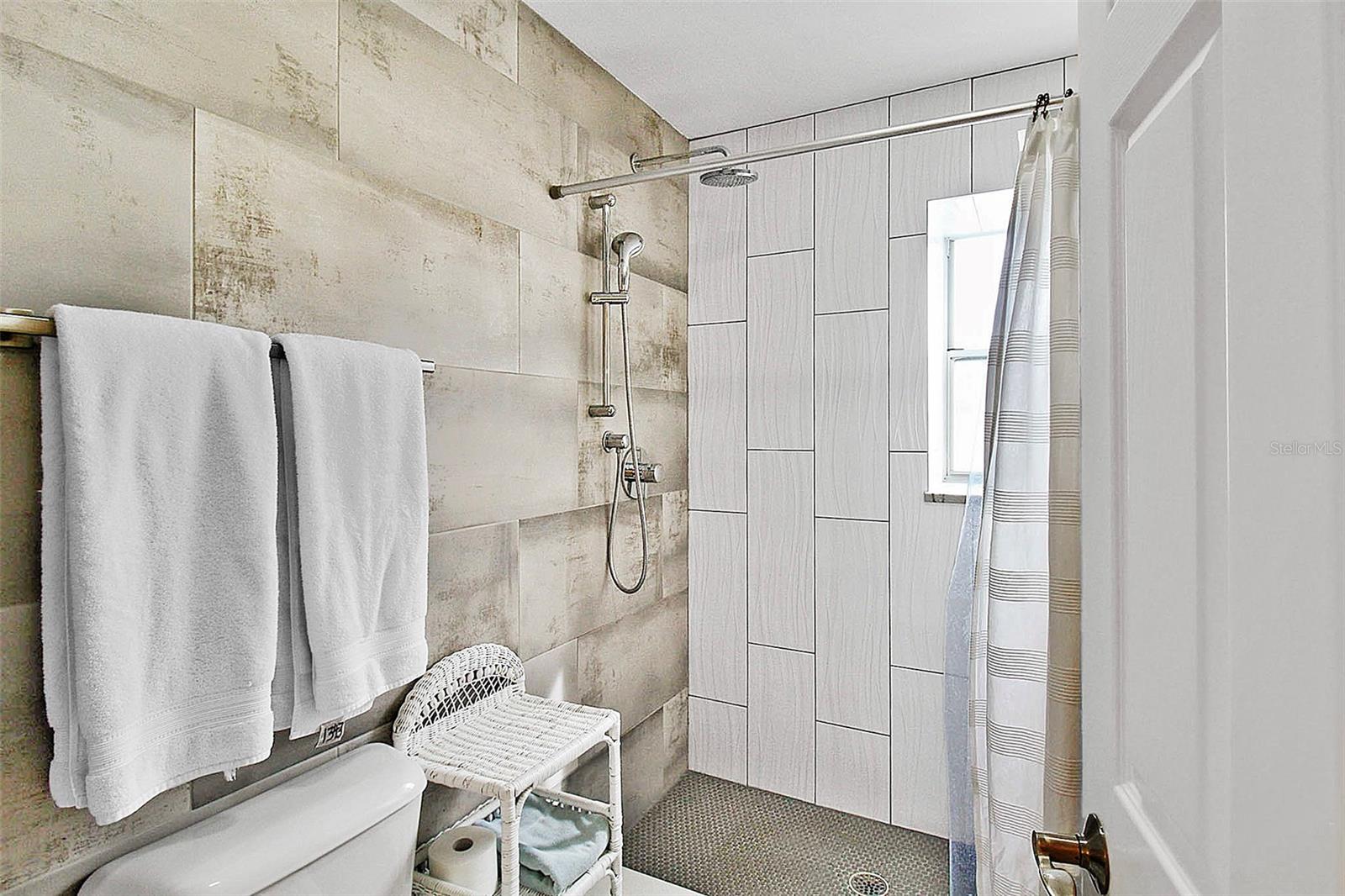 GULF & BAY CLUB BAYSIDE - Residential Lease