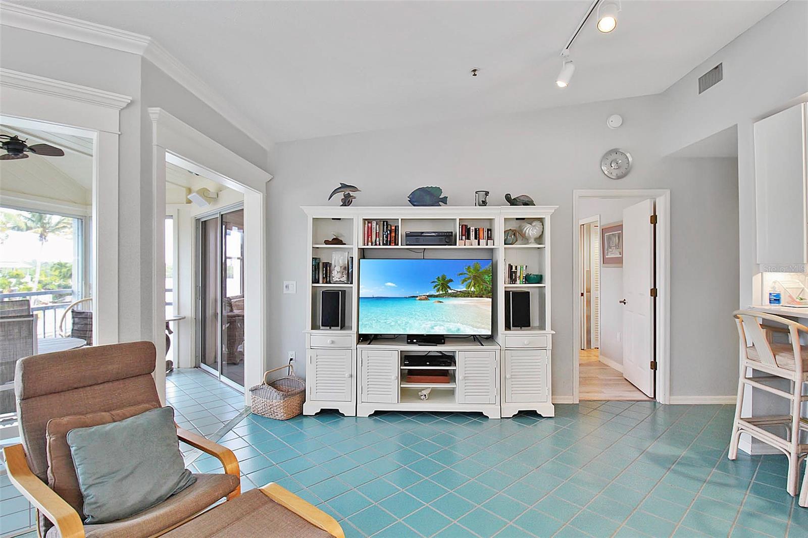 GULF & BAY CLUB BAYSIDE - Residential Lease