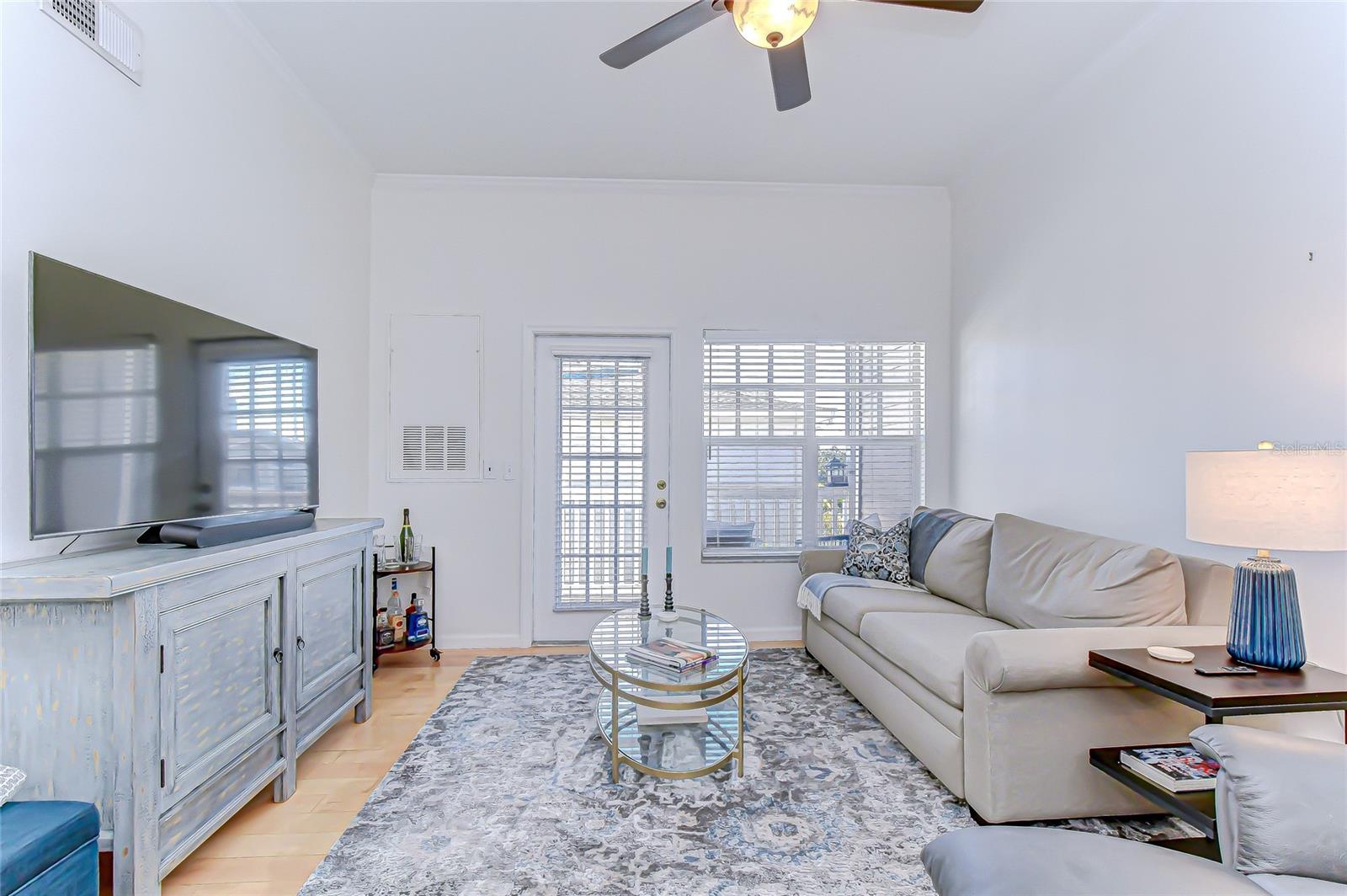 HYDE PARK WALK A CONDO - Residential