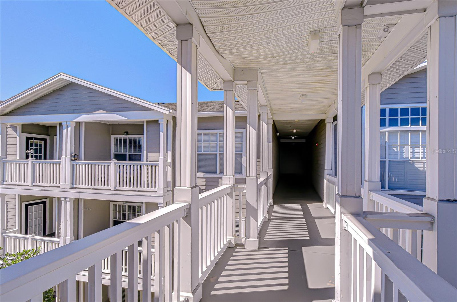 HYDE PARK WALK A CONDO - Residential