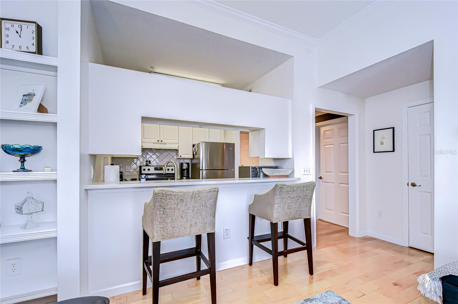 HYDE PARK WALK A CONDO - Residential