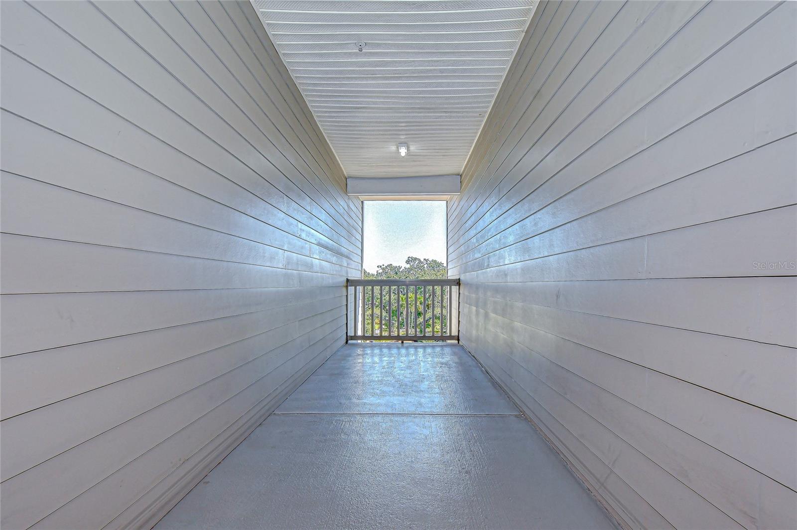 HYDE PARK WALK A CONDO - Residential