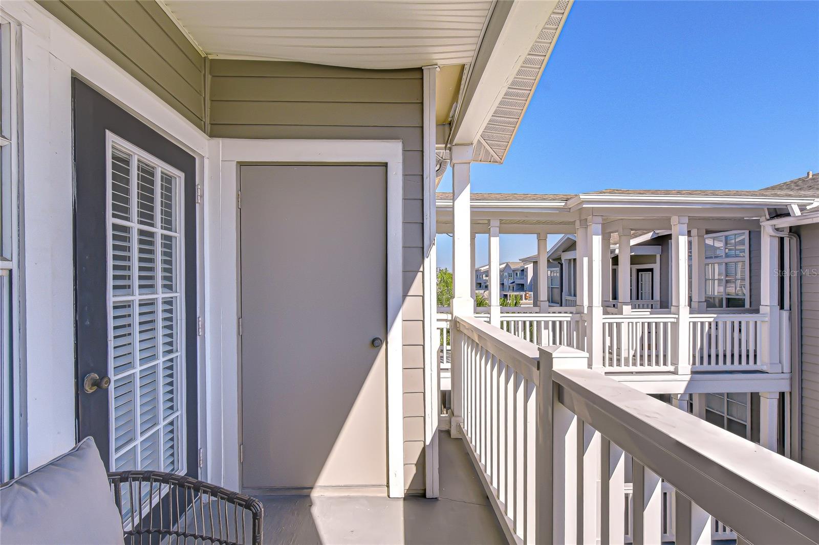 HYDE PARK WALK A CONDO - Residential