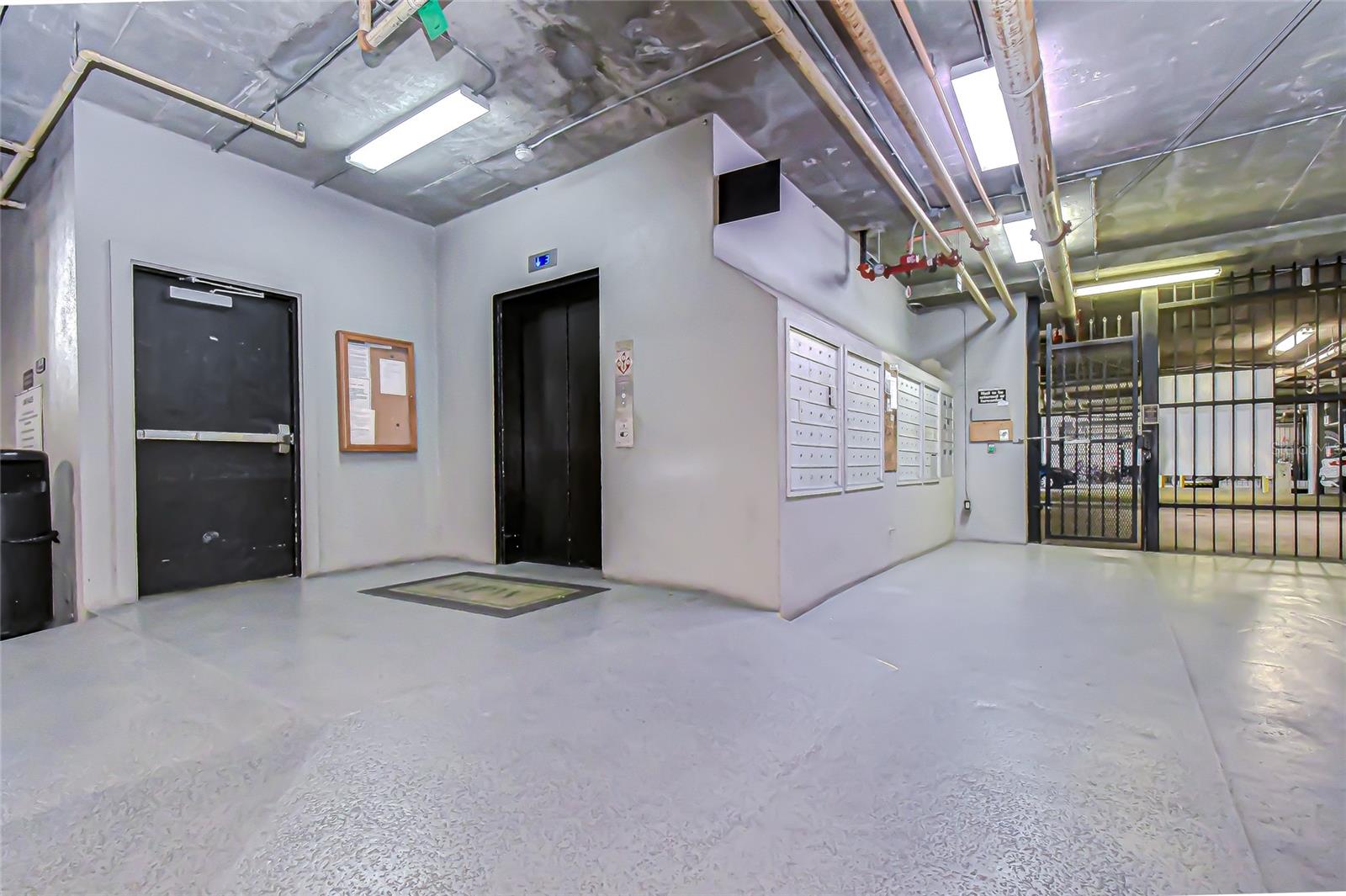 HYDE PARK WALK A CONDO - Residential