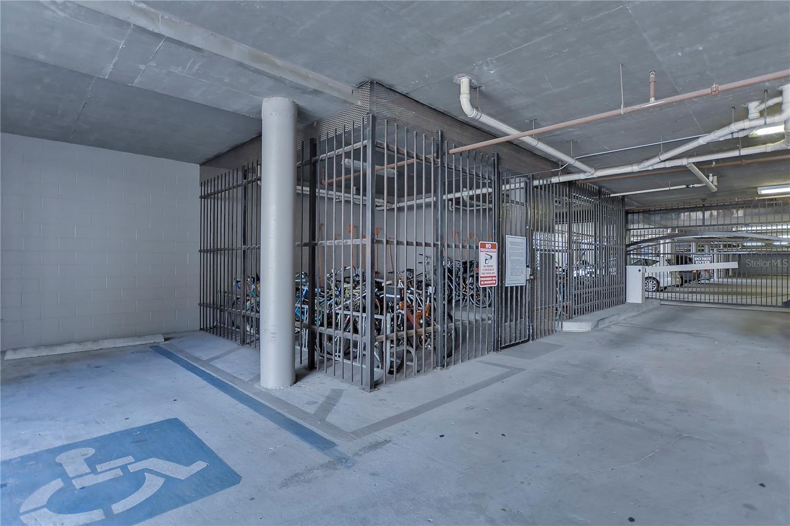 HYDE PARK WALK A CONDO - Residential