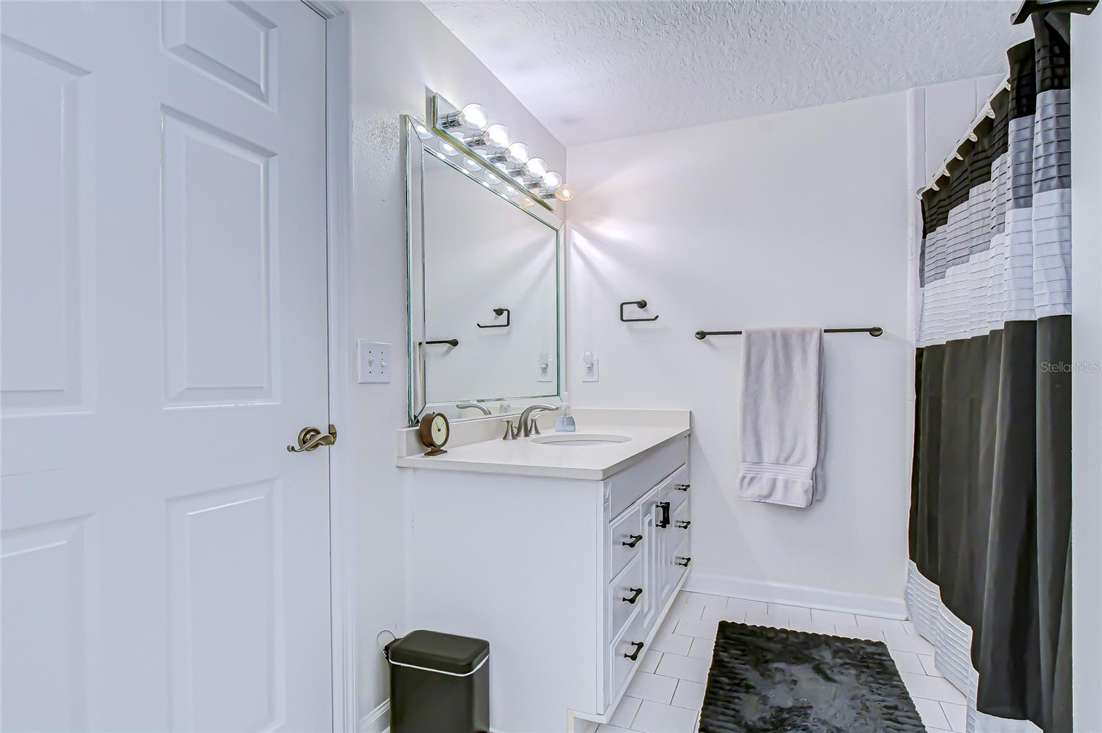 HYDE PARK WALK A CONDO - Residential