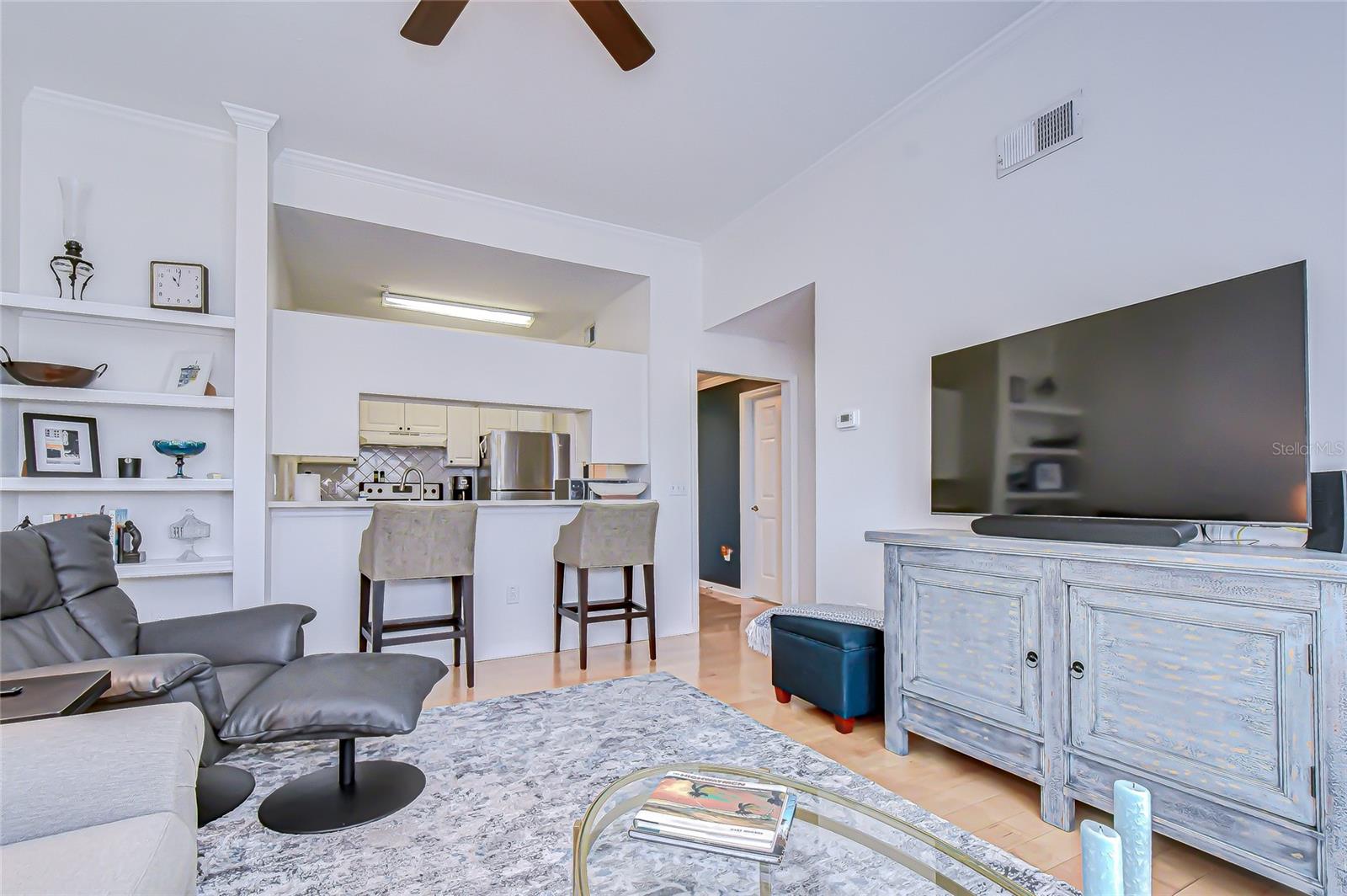 HYDE PARK WALK A CONDO - Residential