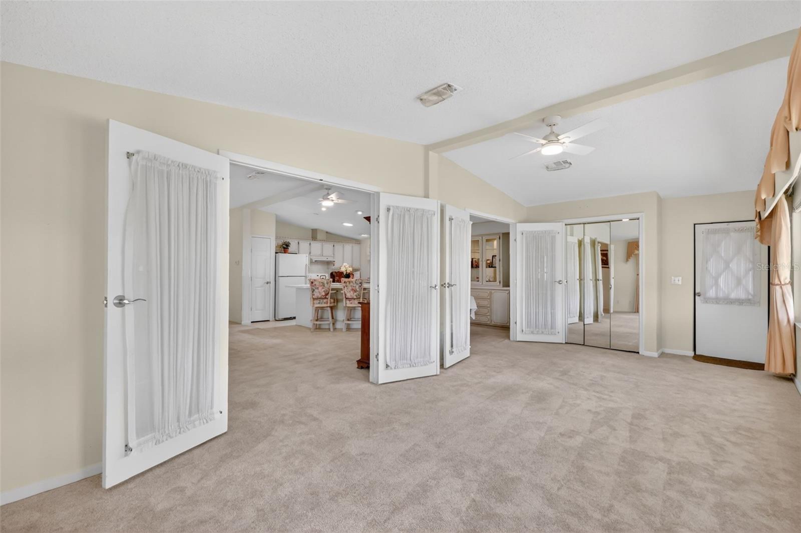 LADY LAKE ORANGE BLOSSOM GARDENS UNIT 12 - Residential